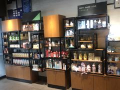 零售区-星巴克(哈尔滨新一百店)