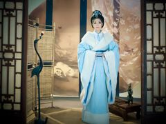 -九月鹰飞汉服摄影工作室