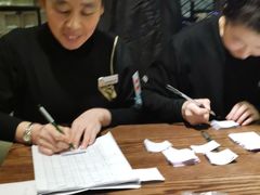 -喝丢一只鞋辣炒海鲜小烧烤(三八广场店)