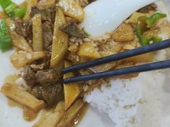 土豆牛肉盖饭-山西刀削面(安定门店)