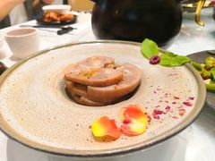 桂花糖酿糯米藕-甜阿姨·天台花园私房菜(万松园店)