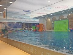 -龙格亲子游泳·水育早教运动中心(龙湾天街店)