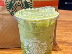 -星巴克(西安益田假日世界店)