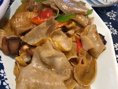 野生竹耳炒肉-禾悟农·农家私房菜