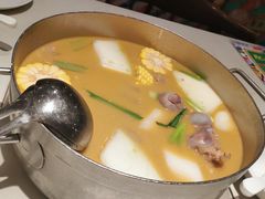 -肥仔文澳门猪骨煲(南京西路店)