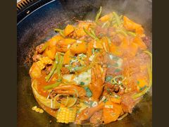 -山河屯铁锅炖(哈西站店)