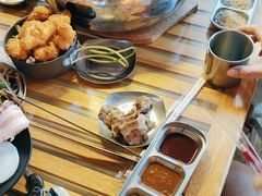 -叽叽扎扎烤肉场(生态城万达店)