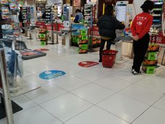 -家乐福(古北店)