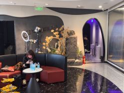 -TOP HAIR SALON