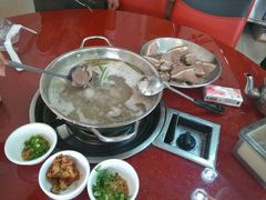 -老石黑山羊毛驴肉火锅(金凯广场店)
