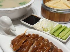 -梅利汴京烤鸭•开封豫菜地标店(东司门店)