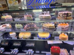 -Nadeje(Plaza Mahkota)