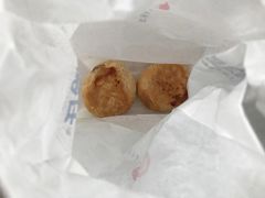鲜肉月饼-上海哈尔滨食品厂(淮海中路店)