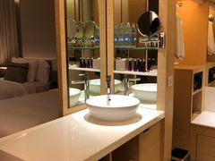 -阿瓦尼河滨曼谷酒店