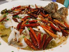 YAO&nbsp;YAO经典酸菜鱼-姚姚酸菜鱼·金戈戈香港豉油鸡(喜荟城联名店)