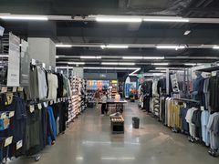 -迪卡侬(顺峰山店)