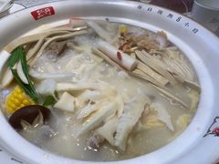 -三人行骨头王火锅(长寿店)