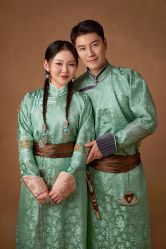 点击看大图 -苏雅影像蒙古婚纱摄影工作室