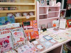 -恋物百货商店(华侨城店)