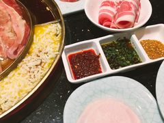 -猪啊牛呀羊啊铜盘烤肉(正大广场店)