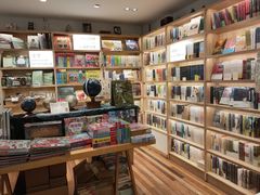-猫的天空之城概念书店(苏州平江店)
