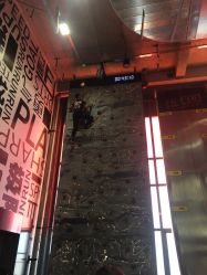 -嗨翻Hi-Fun竞技主题乐园·蹦床团建生日聚会(五棵松华熙店)