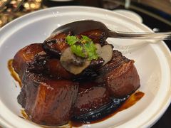 黑松露鲍鱼红烧肉-北京四季酒店·采逸轩