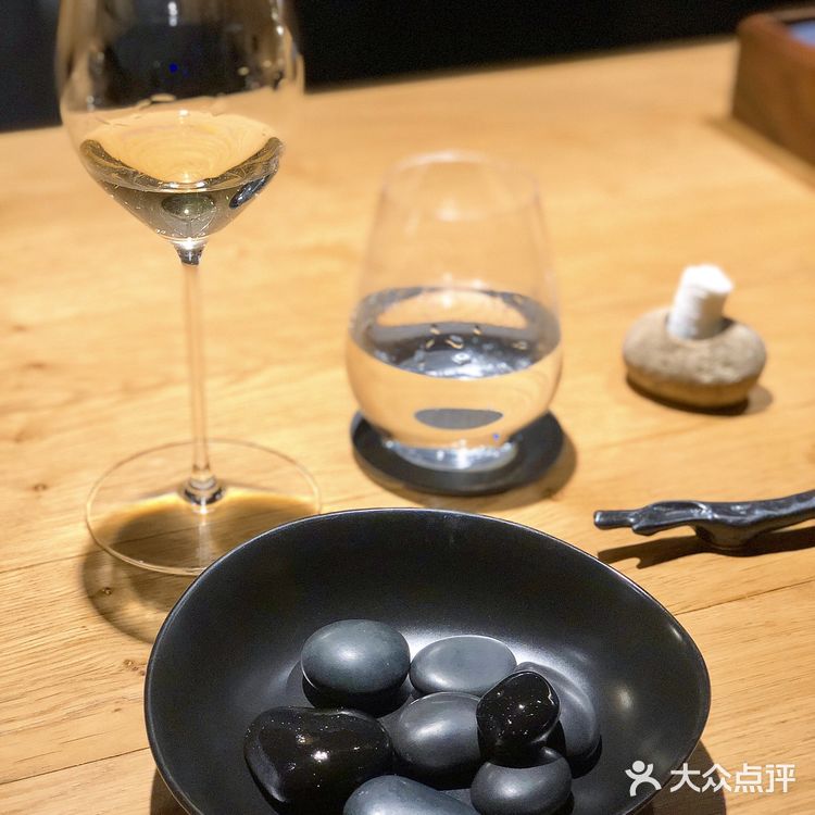 跃•Yuè现代粤菜料理·黑珍珠二钻餐厅