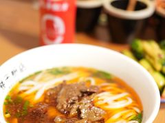 -矮子粉店1985·长沙米粉(湘春路店)