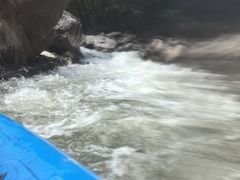 -雅鲁激流探险漂流