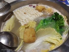 -马家斑.鲜鱼火锅(松湖万科店)