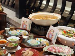 -龙悦湾酒家·八阵鱼生·渔人码头店