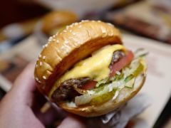 -The Habit Burger Grill 哈比特汉堡(爱琴海店)