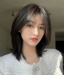 -丝语萱形象