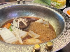 -牛YO寿喜烧·铁板烧和牛火锅自助(市府恒隆店)