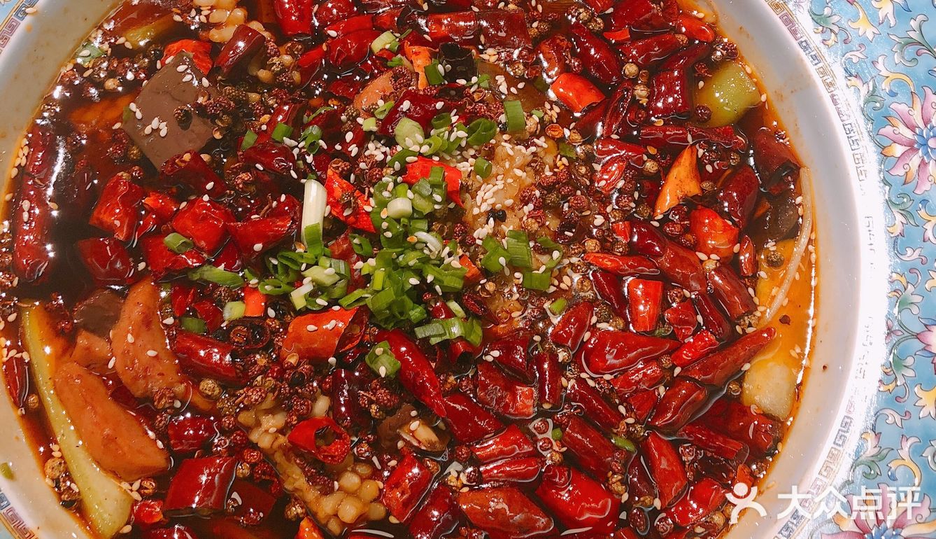 最后一道菜强力安利一下，毛血旺！