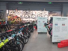 -迪卡侬(徐泾店)