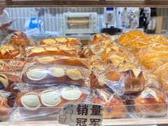 -小飞象面包公社(珠江路金鹰店)