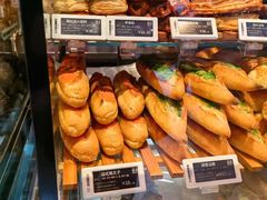 -81BAKERY(大学路店)