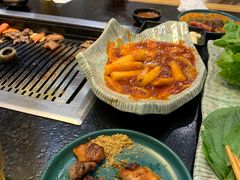 -臻牛烤肉