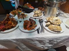 -领鲜活海鲜榴莲自助火锅(东门店)