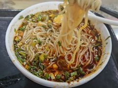-陇上全荟兰州传统牛肉面(延吉路店)