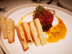 牛肉塔塔配牛油果黑橄榄酱-Solo(衡山路店)