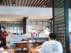 大堂-JW万豪厨房餐厅·滨海草坪烧烤·海鲜·海景(三亚绿发山海天JW万豪酒店)