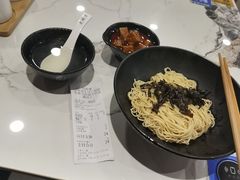 -老地方面馆(思南路店)