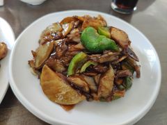 地三鲜-友谊餐馆(永安路店)