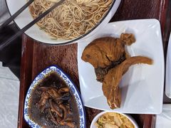 -百年老字号·观振兴蟹黄面·三虾面·苏式面(观前街富仁坊巷店)