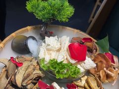-菌彩云南野生菌火锅(呈贡七彩云南第壹城店)