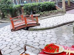 -二荆条·蜀鲜汇城市森林火锅