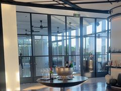 -瑰丽酒店·海吧·天际下午茶·现场DJ·天台酒吧
